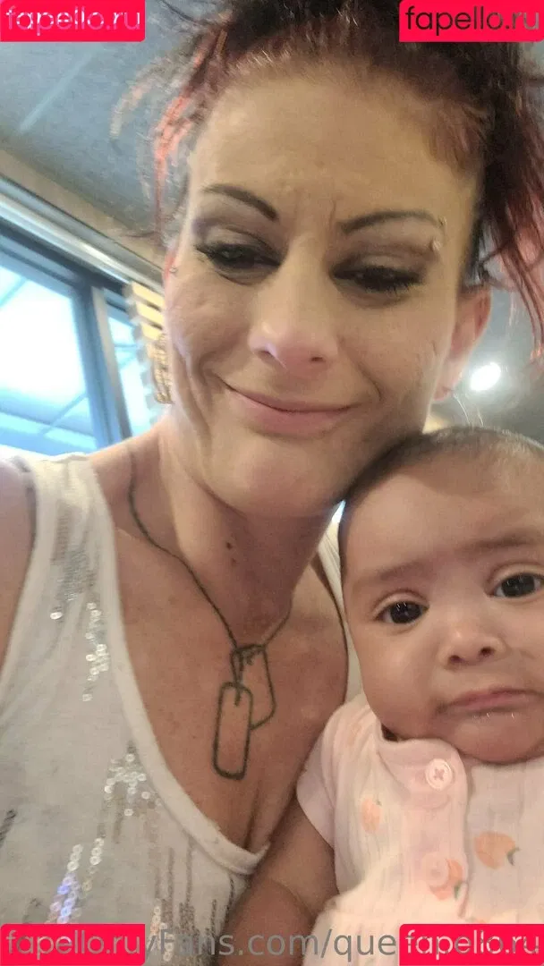 queen.b864 / thequeenshats Onlyfans Photo Gallery 