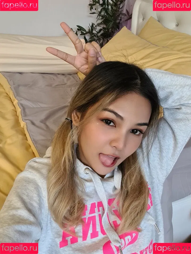 ddlovato / demifree Onlyfans Photo Gallery 