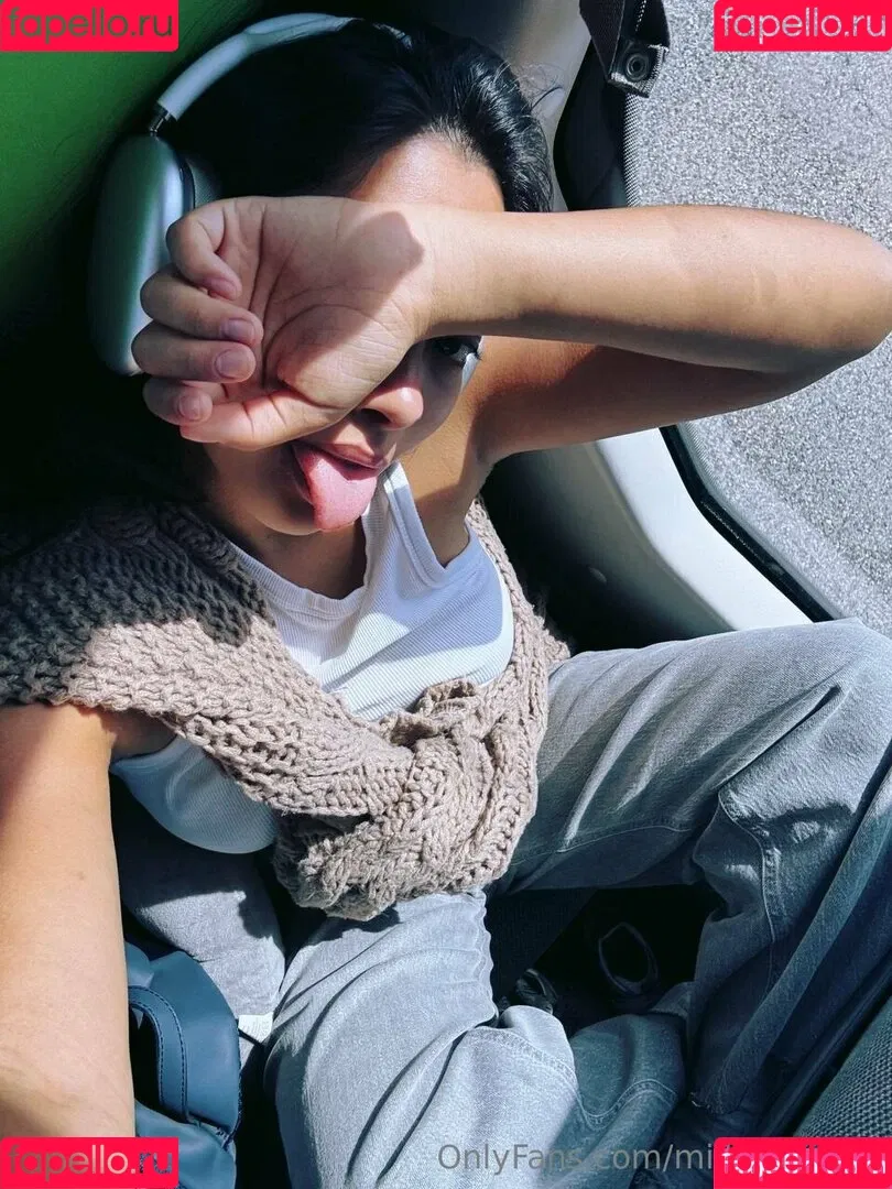 milly_elisson / milly_ellison07 Onlyfans Photo Gallery 