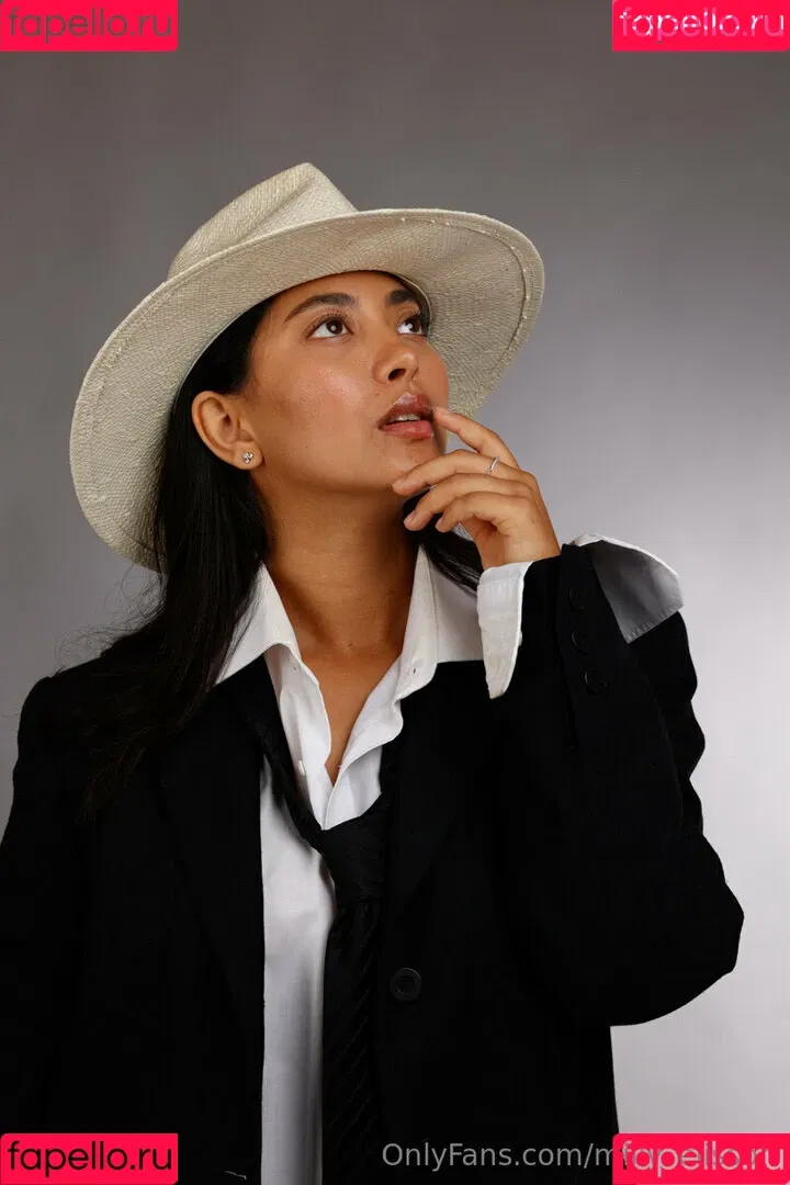 milly_elisson / milly_ellison07 Onlyfans Photo Gallery 