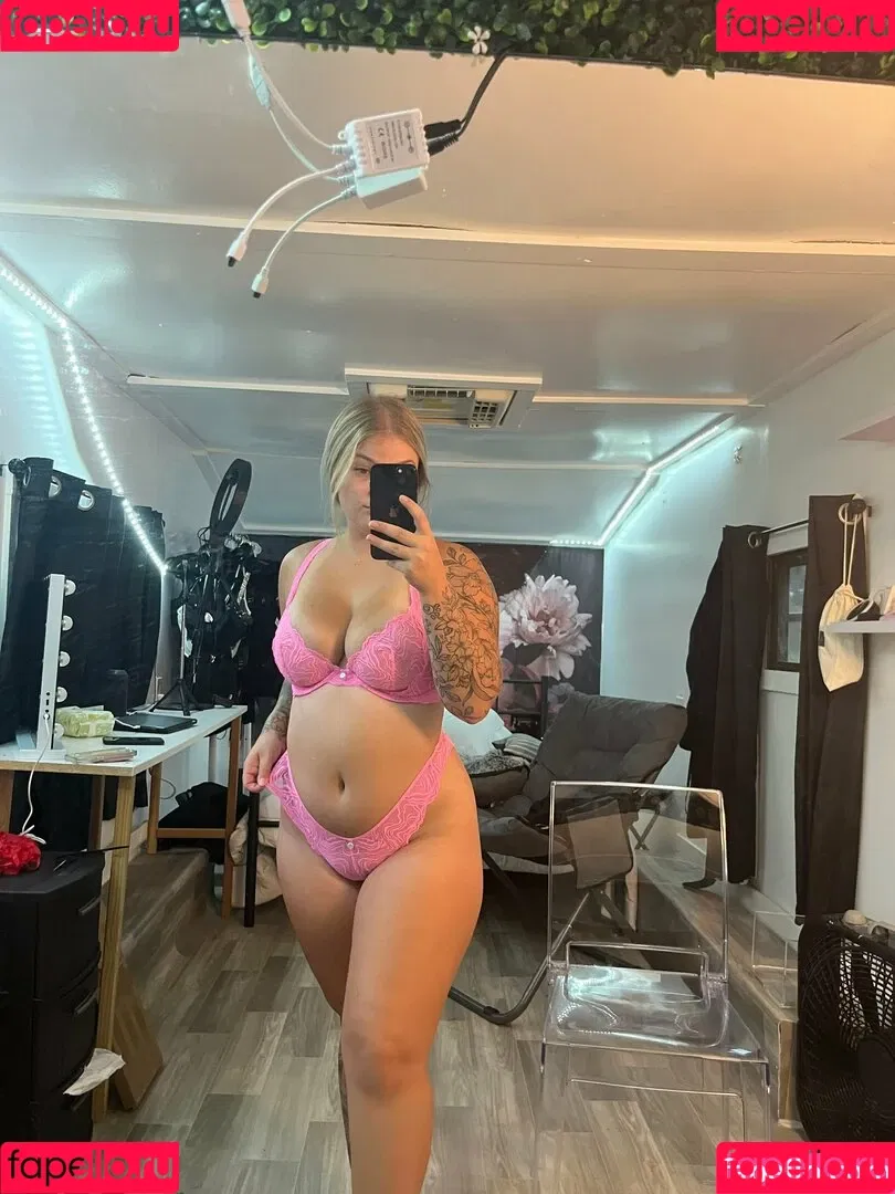 KSV0806 / kenzievallee Onlyfans Photo Gallery 