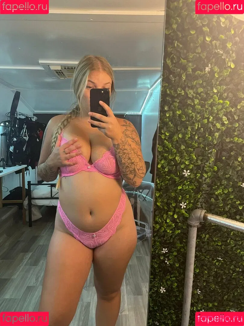 KSV0806 / kenzievallee Onlyfans Photo Gallery 