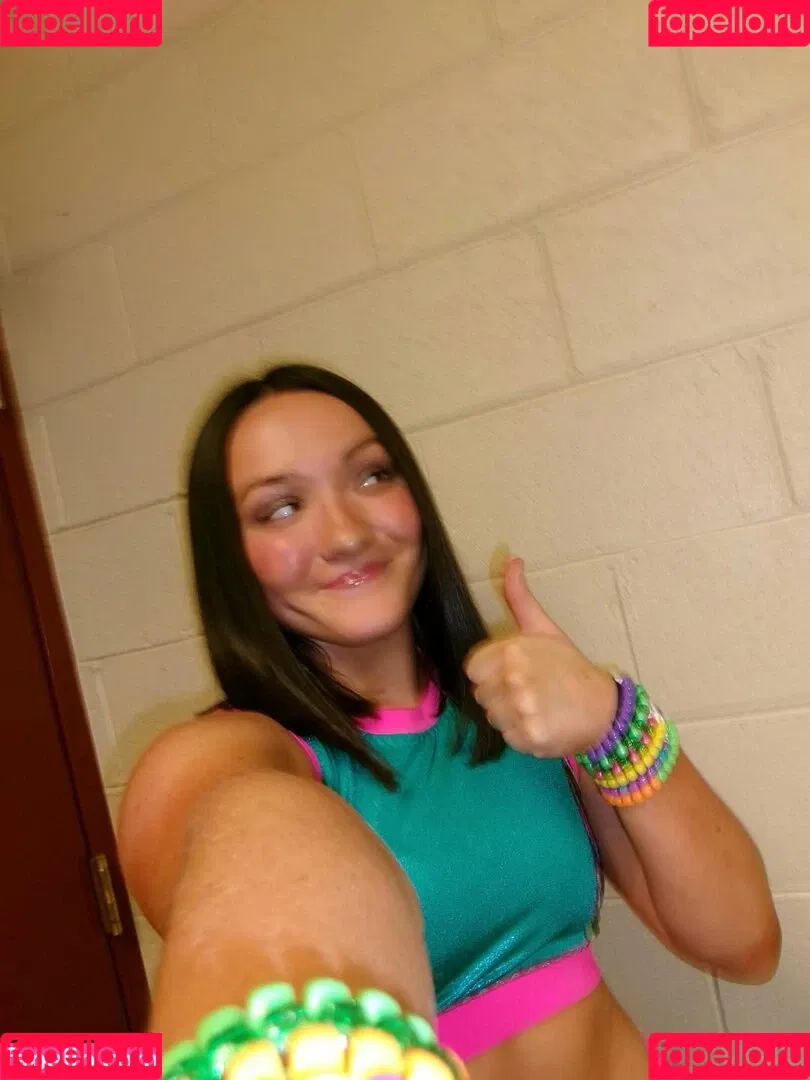 ItsIzzyMania / Izzy Moreno / WWYTWrestling Onlyfans Photo Gallery 