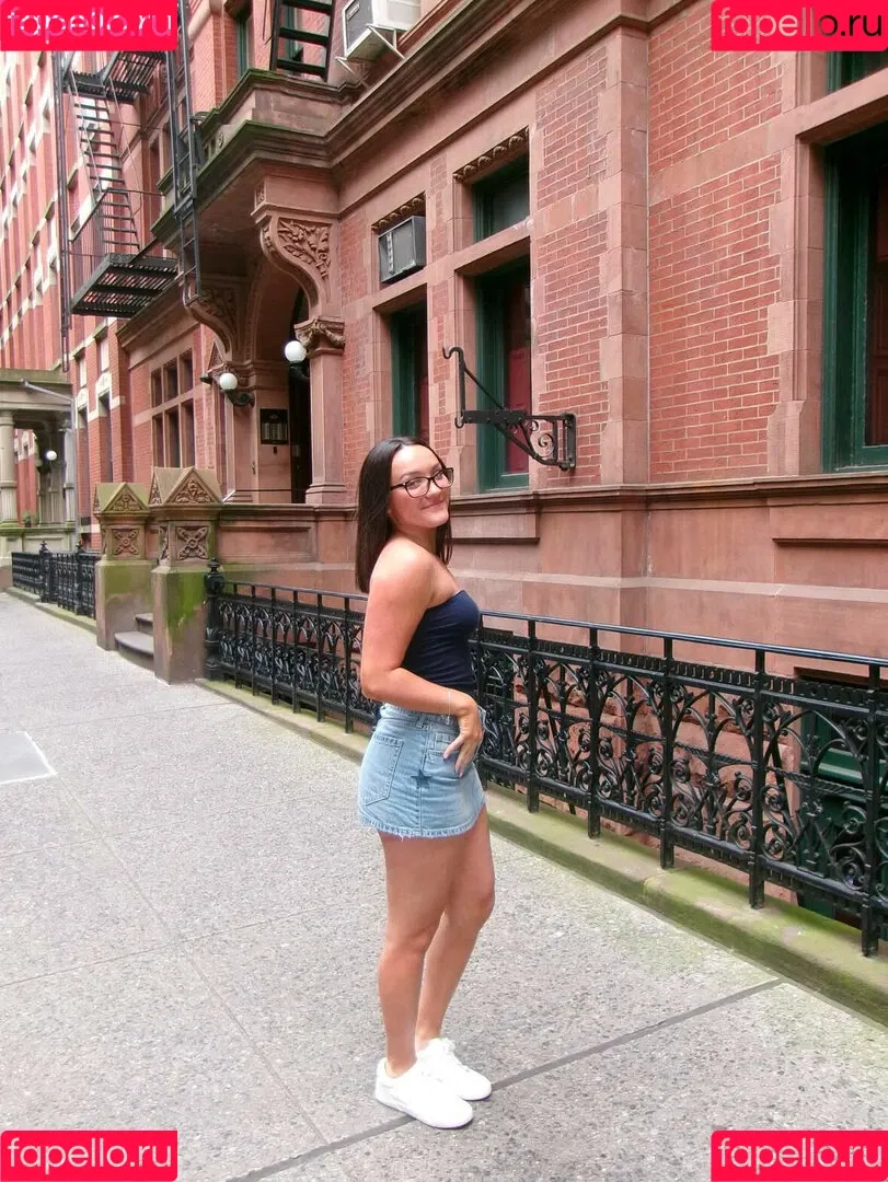 ItsIzzyMania / Izzy Moreno / WWYTWrestling Onlyfans Photo Gallery 