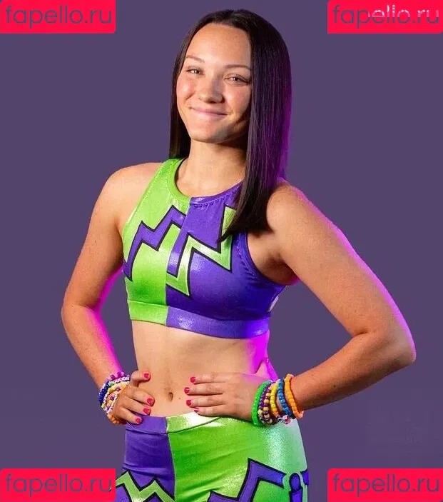 ItsIzzyMania / Izzy Moreno / WWYTWrestling Onlyfans Photo Gallery 