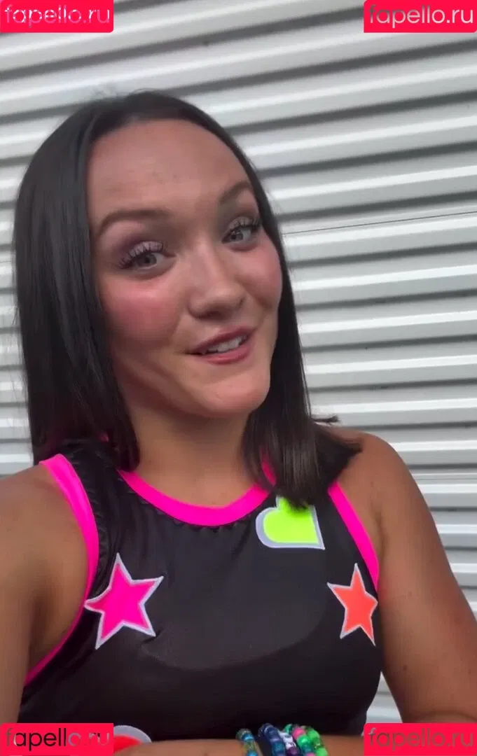 ItsIzzyMania / Izzy Moreno / WWYTWrestling Onlyfans Photo Gallery 