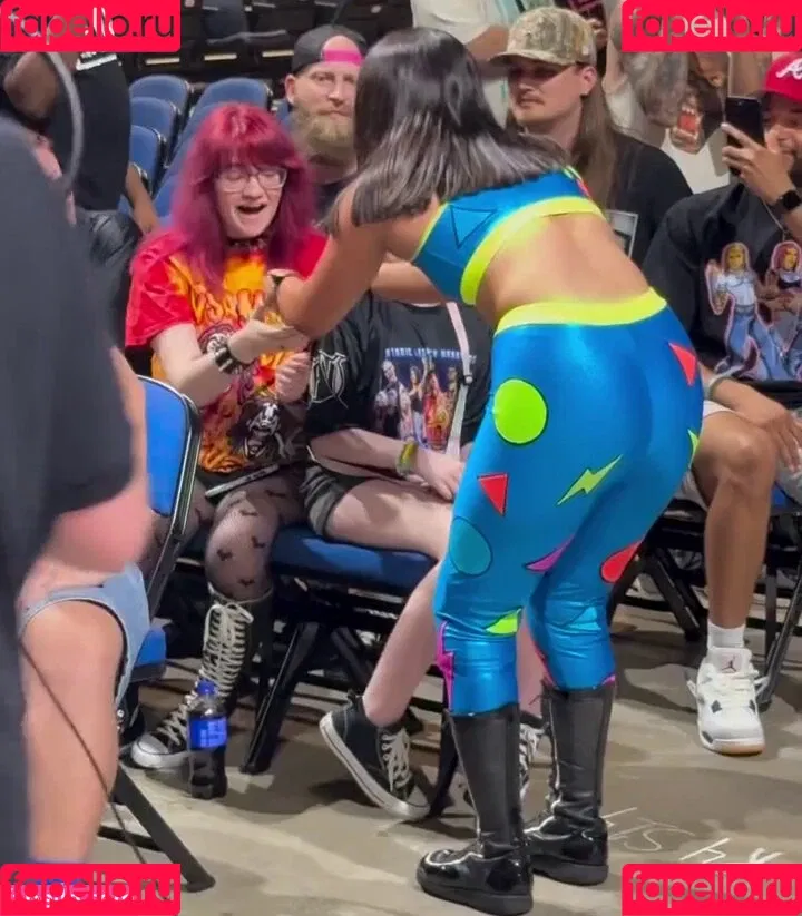 ItsIzzyMania / Izzy Moreno / WWYTWrestling Onlyfans Photo Gallery 