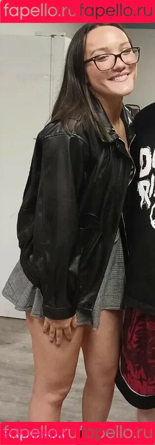 ItsIzzyMania / Izzy Moreno / WWYTWrestling Onlyfans Photo Gallery 