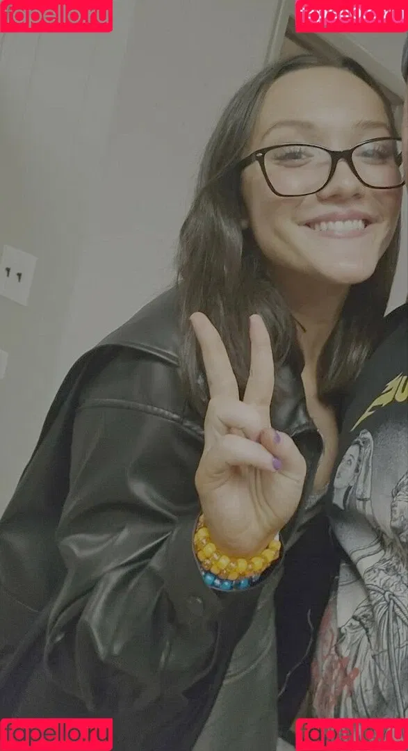 ItsIzzyMania / Izzy Moreno / WWYTWrestling Onlyfans Photo Gallery 