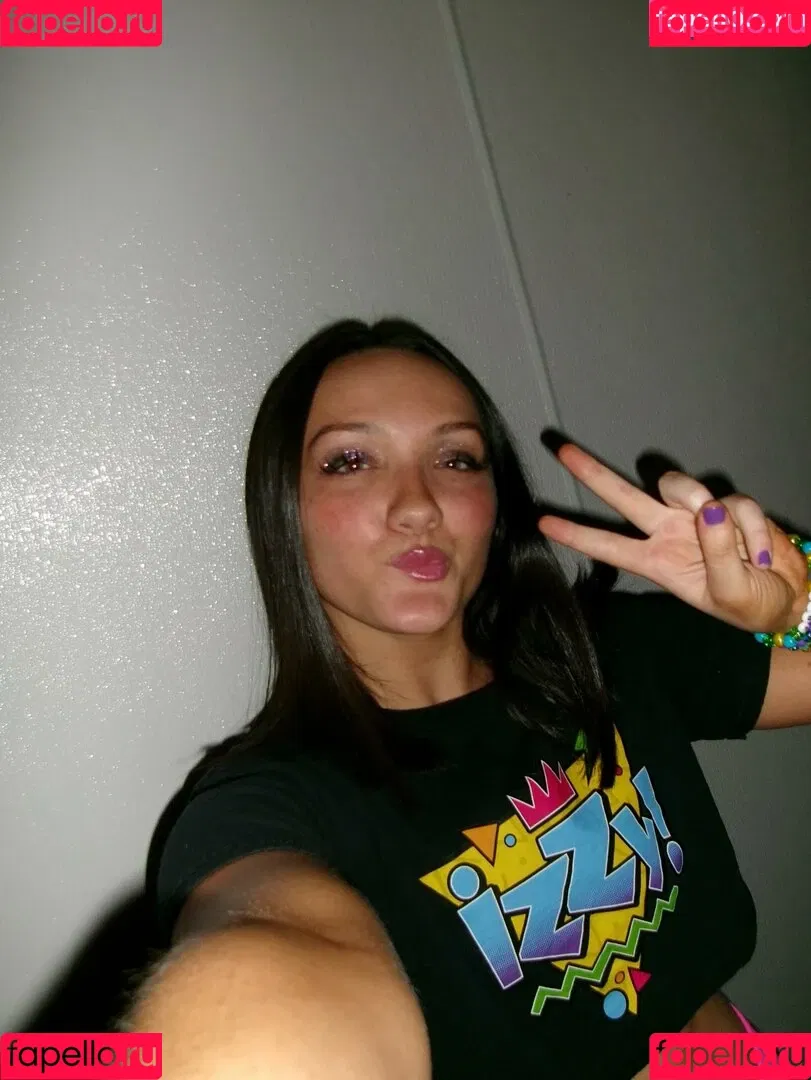 ItsIzzyMania / Izzy Moreno / WWYTWrestling Onlyfans Photo Gallery 