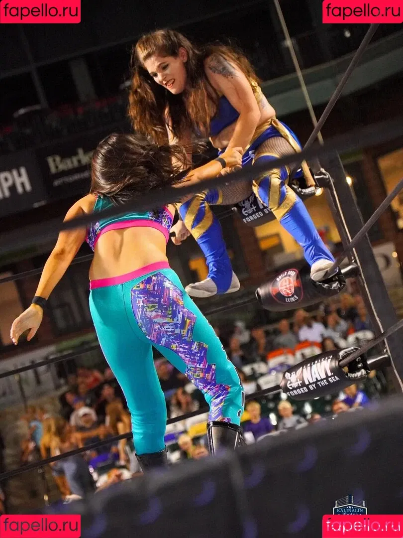 ItsIzzyMania / Izzy Moreno / WWYTWrestling Onlyfans Photo Gallery 