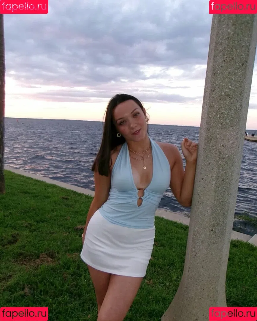 ItsIzzyMania / Izzy Moreno / WWYTWrestling Onlyfans Photo Gallery 