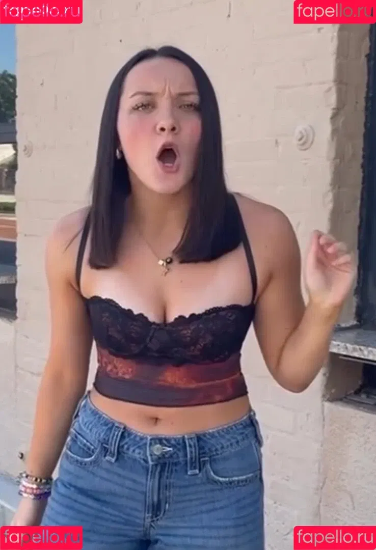 ItsIzzyMania / Izzy Moreno / WWYTWrestling Onlyfans Photo Gallery 