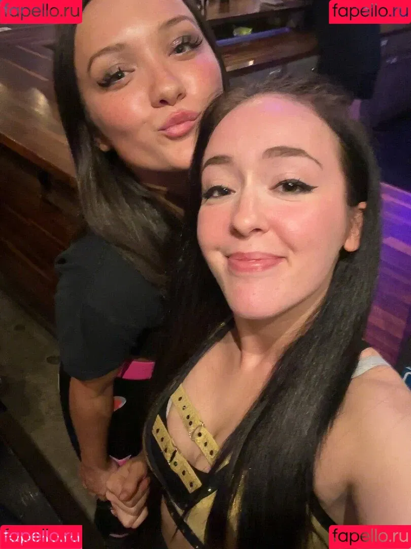 ItsIzzyMania / Izzy Moreno / WWYTWrestling Onlyfans Photo Gallery 