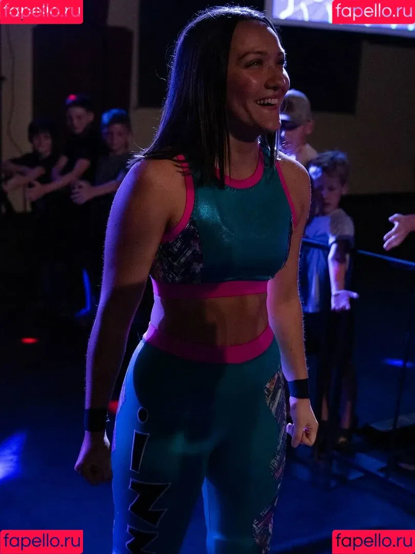 ItsIzzyMania / Izzy Moreno / WWYTWrestling Onlyfans Photo Gallery 