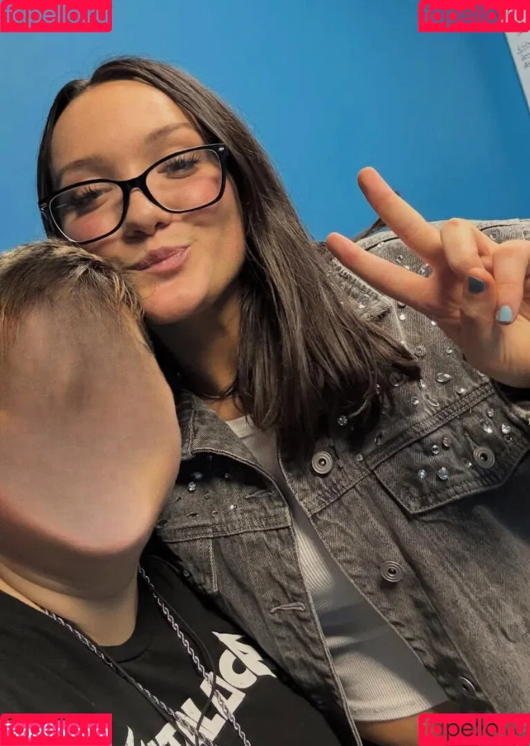 ItsIzzyMania / Izzy Moreno / WWYTWrestling Onlyfans Photo Gallery 