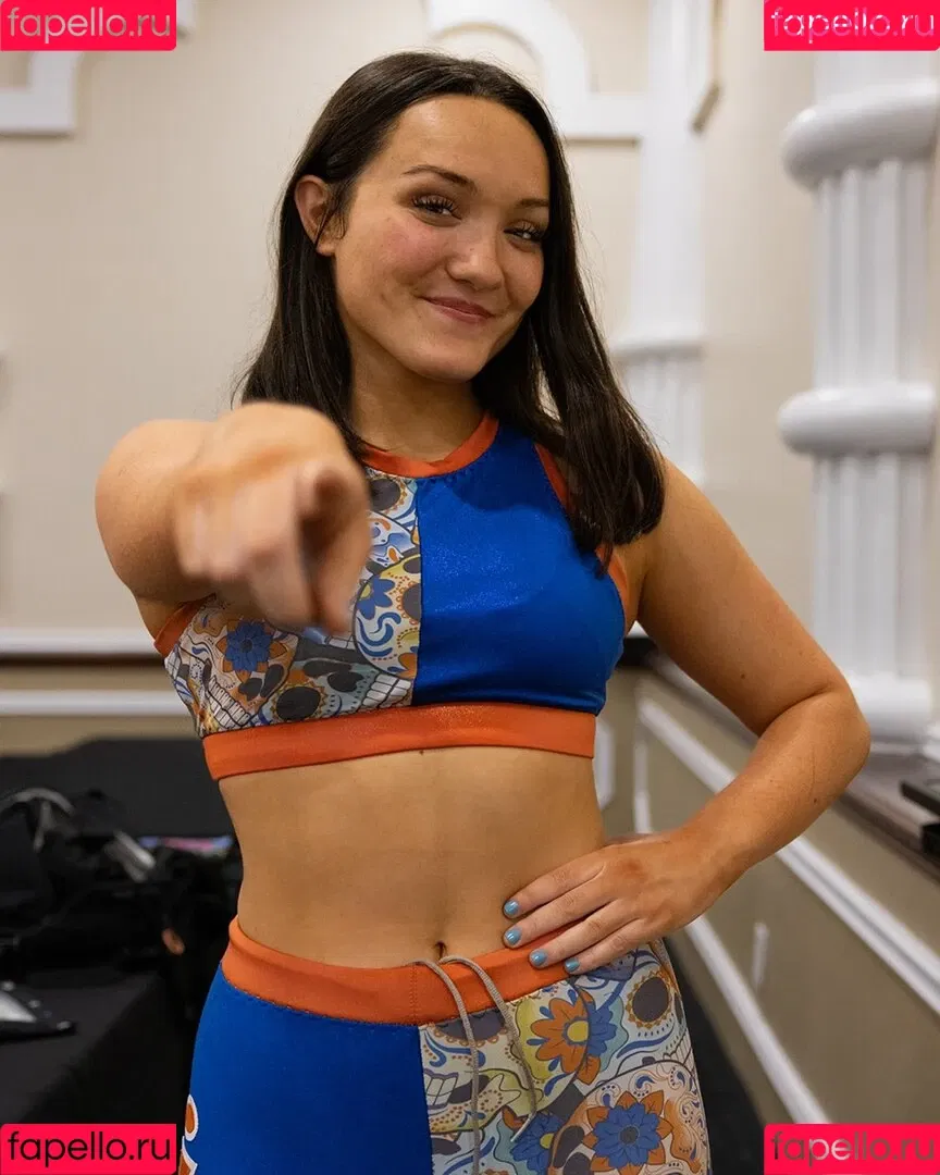 ItsIzzyMania / Izzy Moreno / WWYTWrestling Onlyfans Photo Gallery 