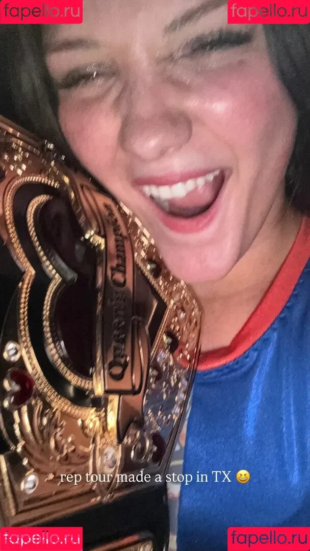 ItsIzzyMania / Izzy Moreno / WWYTWrestling Onlyfans Photo Gallery 