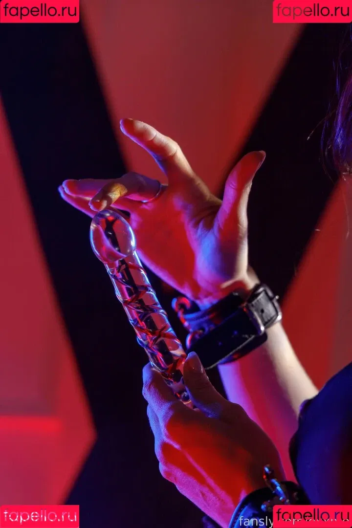 Oxana Oxxme / OxxmeOxana / oxana_oxxme / oxxme Onlyfans Photo Gallery 