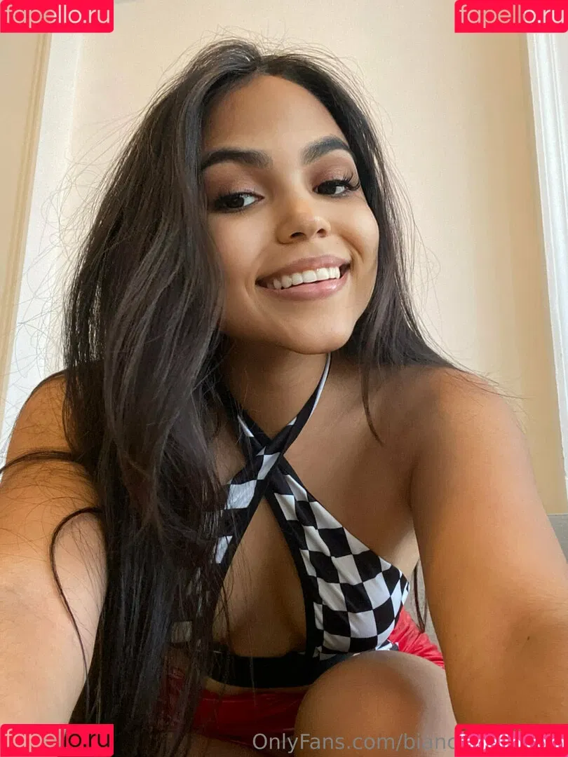 biancajasminelawson / biancaswanfree Onlyfans Photo Gallery 