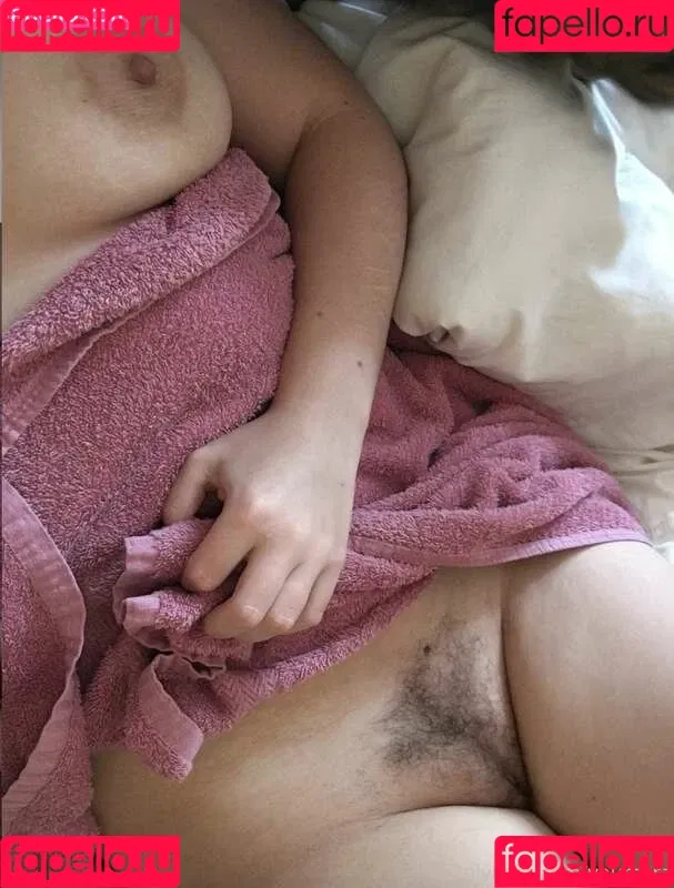 https: / loveyourcora / yourcora Onlyfans Photo Gallery 