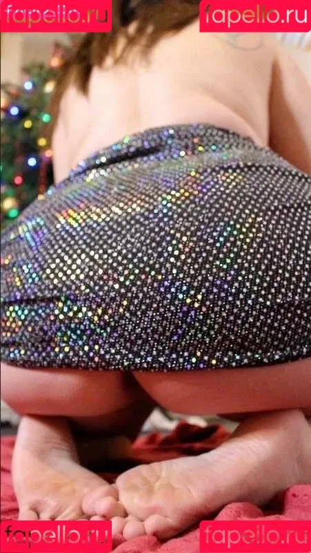 https: / loveyourcora / yourcora Onlyfans Photo Gallery 