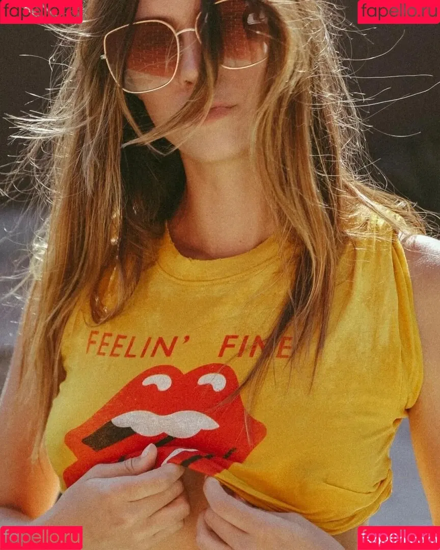 Kristen Kiehnle / kristenkiehnle Onlyfans Photo Gallery 