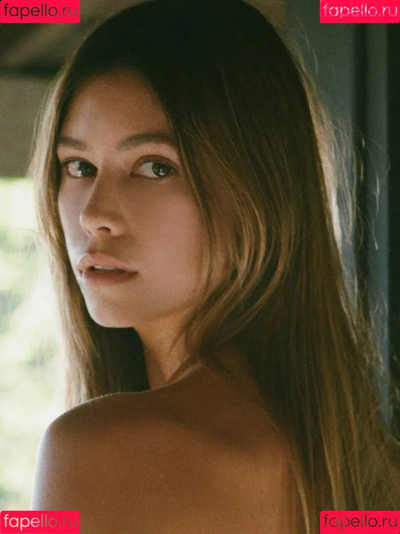 Kristen Kiehnle / kristenkiehnle Onlyfans Photo Gallery 