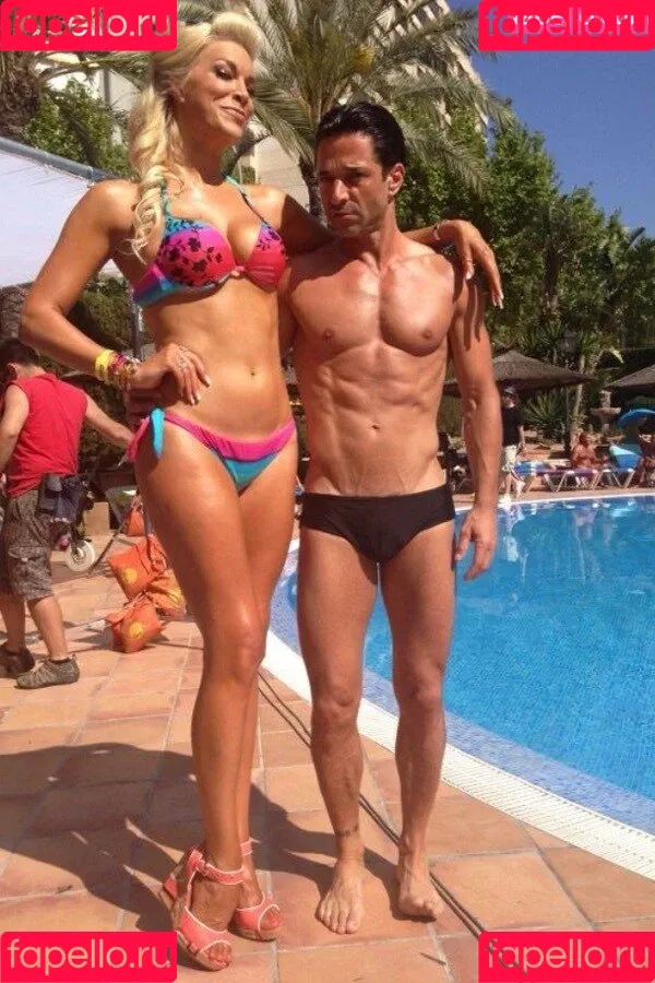 Hannah Waddingham / hannah_waddingham Onlyfans Photo Gallery 