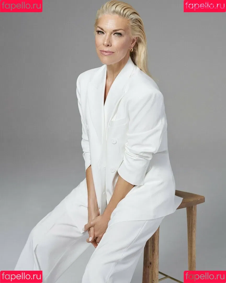 Hannah Waddingham / hannah_waddingham Onlyfans Photo Gallery 