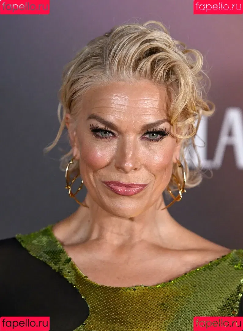 Hannah Waddingham / hannah_waddingham Onlyfans Photo Gallery 