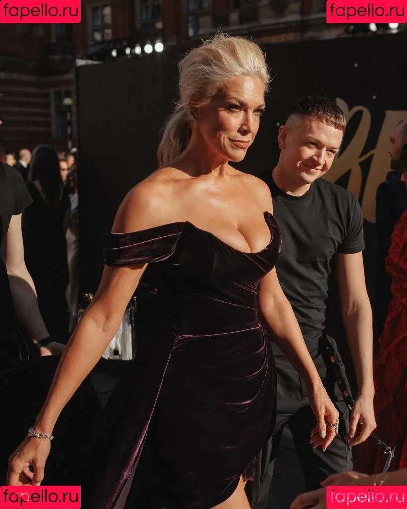 Hannah Waddingham / hannah_waddingham Onlyfans Photo Gallery 