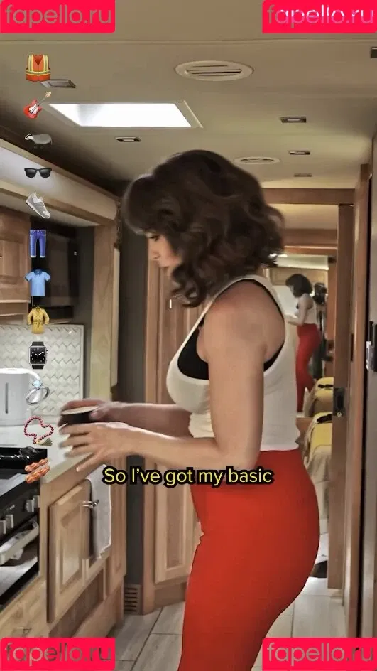 Hannah Waddingham / hannah_waddingham Onlyfans Photo Gallery 