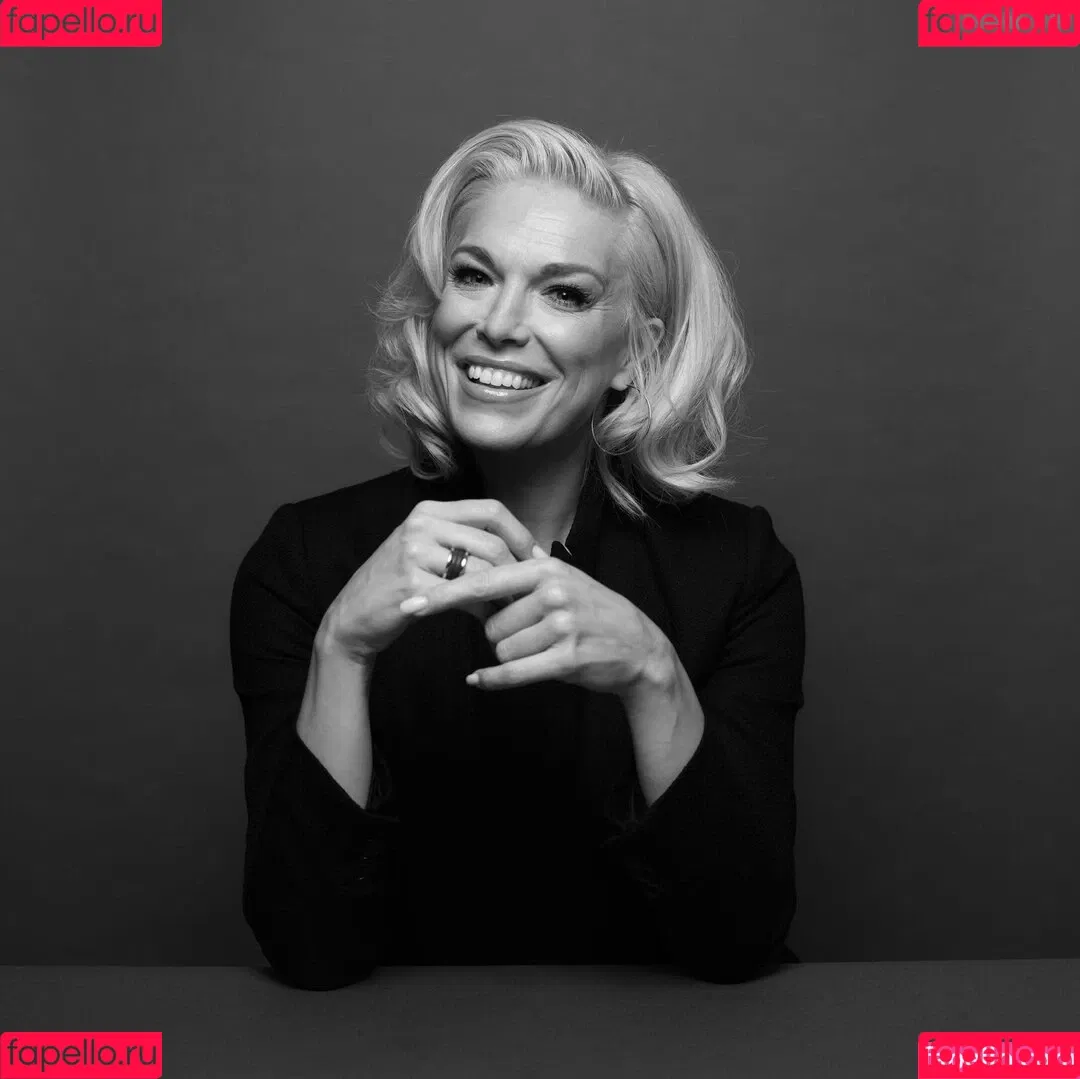 Hannah Waddingham / hannah_waddingham Onlyfans Photo Gallery 