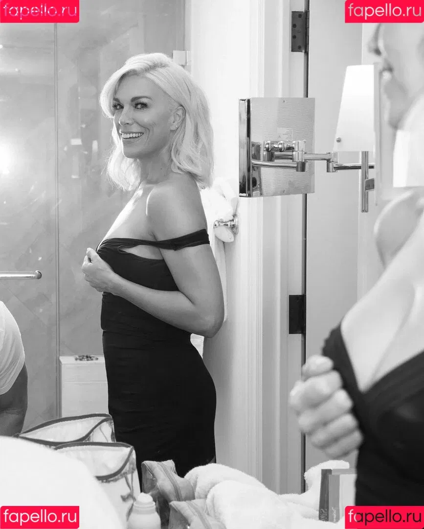 Hannah Waddingham / hannah_waddingham Onlyfans Photo Gallery 