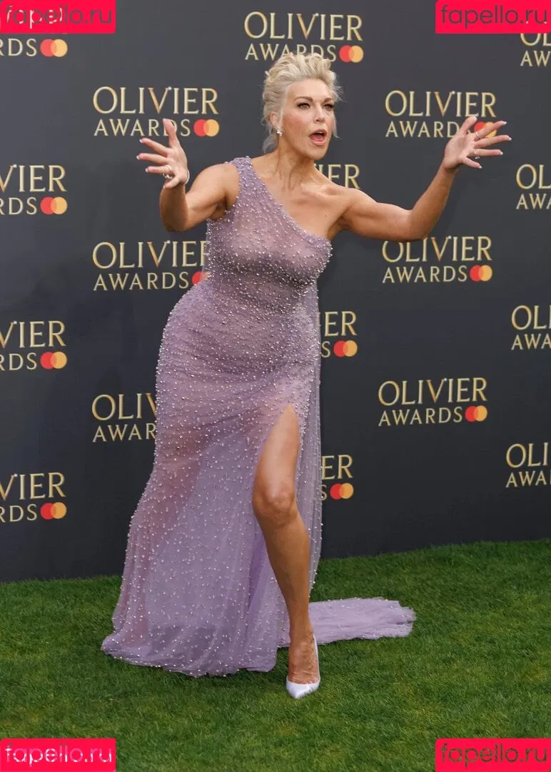 Hannah Waddingham / hannah_waddingham Onlyfans Photo Gallery 