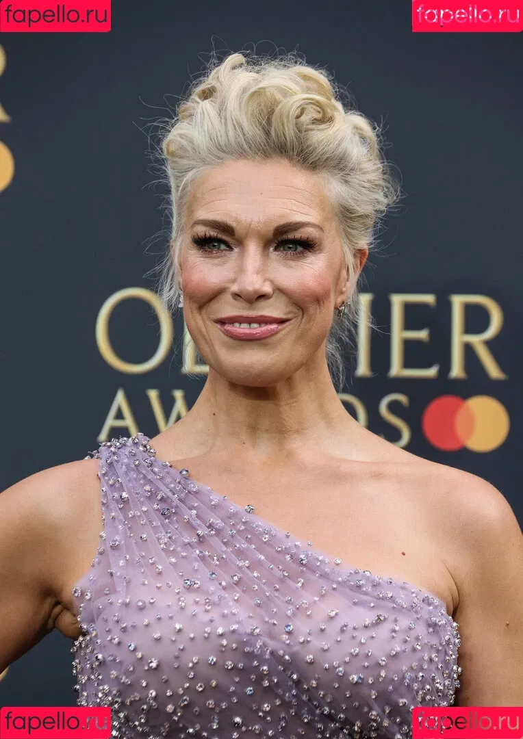 Hannah Waddingham / hannah_waddingham Onlyfans Photo Gallery 