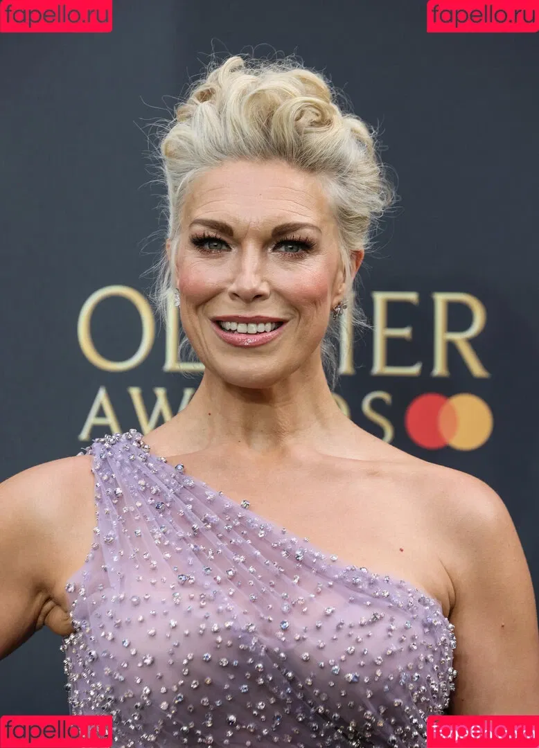 Hannah Waddingham / hannah_waddingham Onlyfans Photo Gallery 