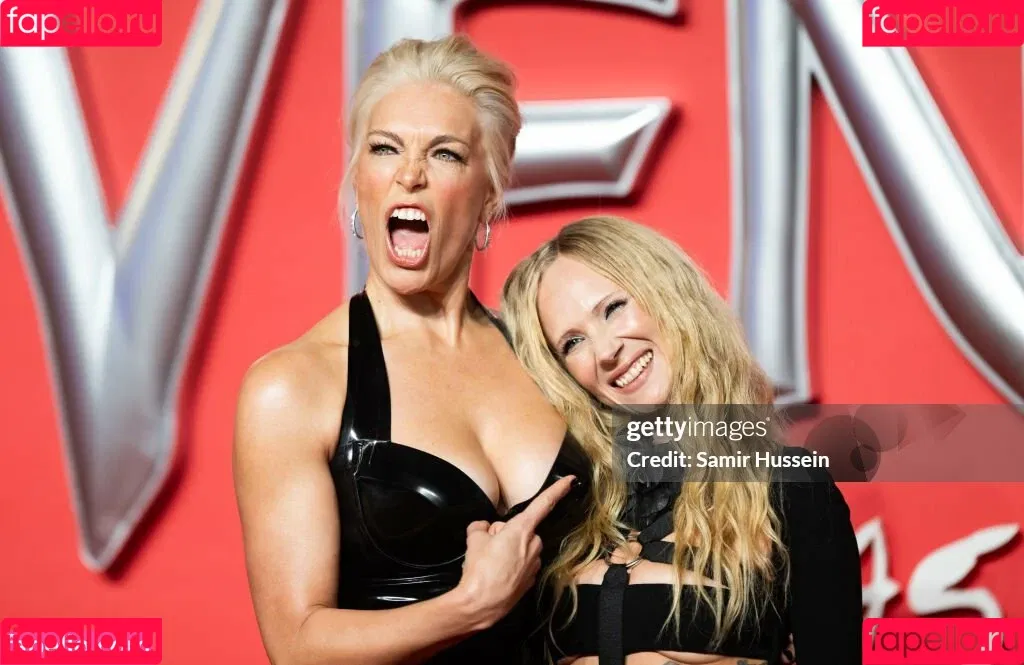 Hannah Waddingham / hannah_waddingham Onlyfans Photo Gallery 