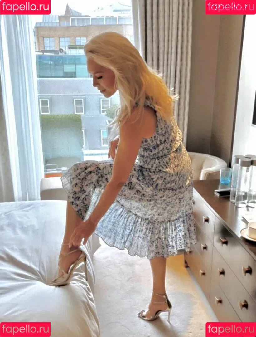 Hannah Waddingham / hannah_waddingham Onlyfans Photo Gallery 