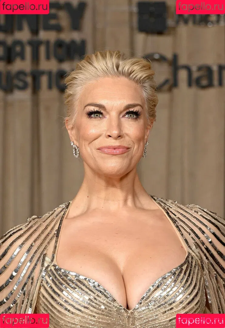 Hannah Waddingham / hannah_waddingham Onlyfans Photo Gallery 