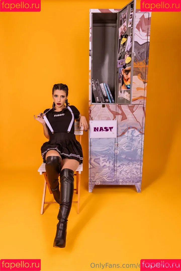 enilakrueger Onlyfans Photo Gallery 