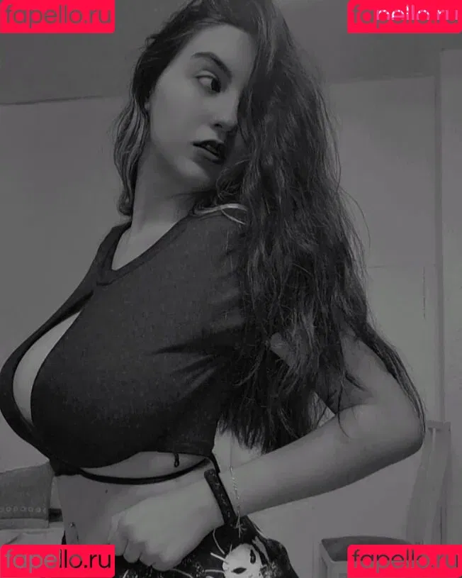 Eva Batista / evabatistaa Onlyfans Photo Gallery 