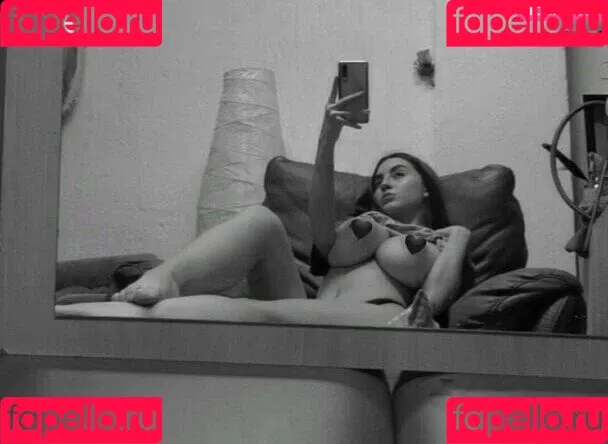 Eva Batista / evabatistaa Onlyfans Photo Gallery 