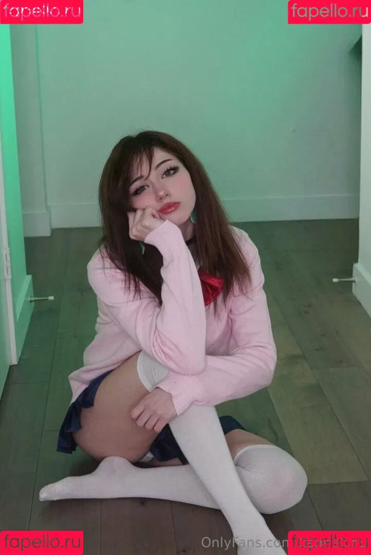 Kennakins / kenna.kins Onlyfans Photo Gallery 