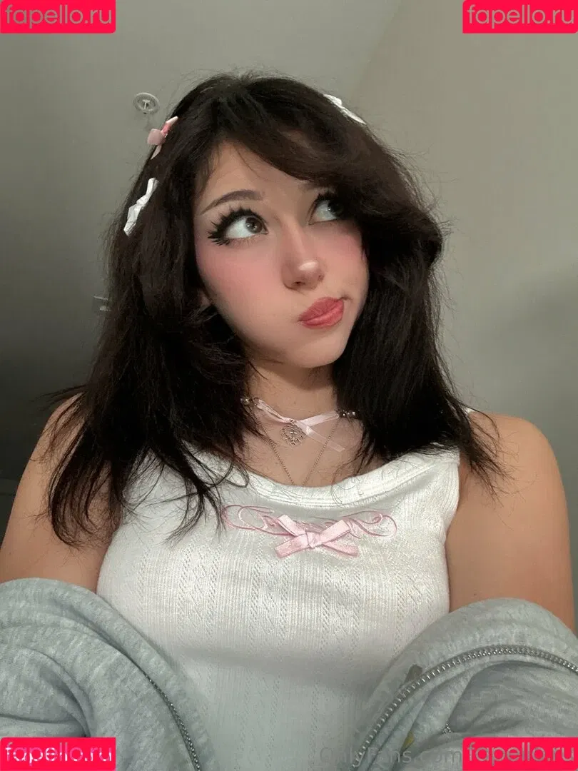 Kennakins / kenna.kins Onlyfans Photo Gallery 