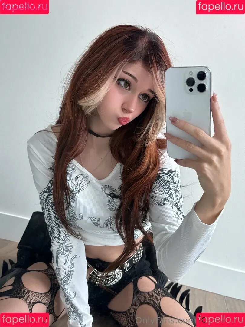 Kennakins / kenna.kins Onlyfans Photo Gallery 