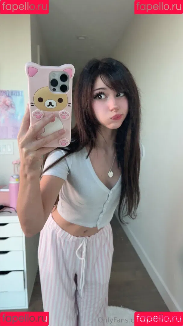 Kennakins / kenna.kins Onlyfans Photo Gallery 