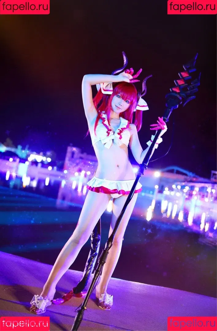 eroticneko / nawo019 / nawo_cosplay Onlyfans Photo Gallery 