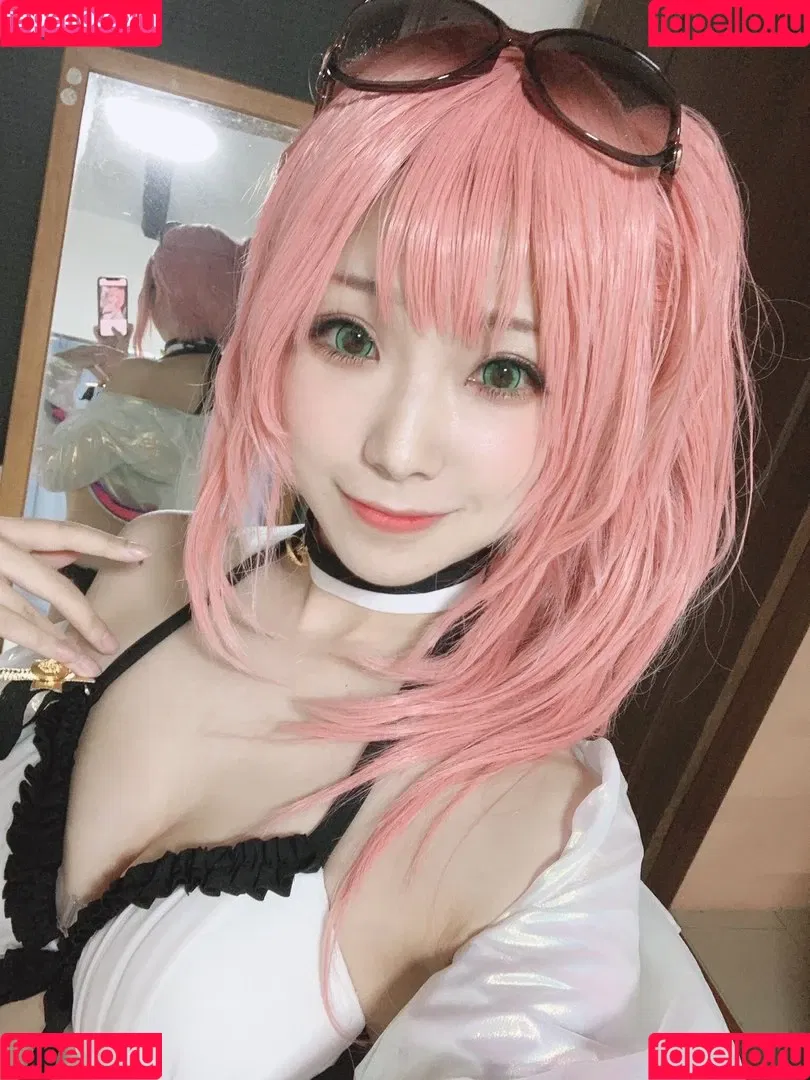 eroticneko / nawo019 / nawo_cosplay Onlyfans Photo Gallery 